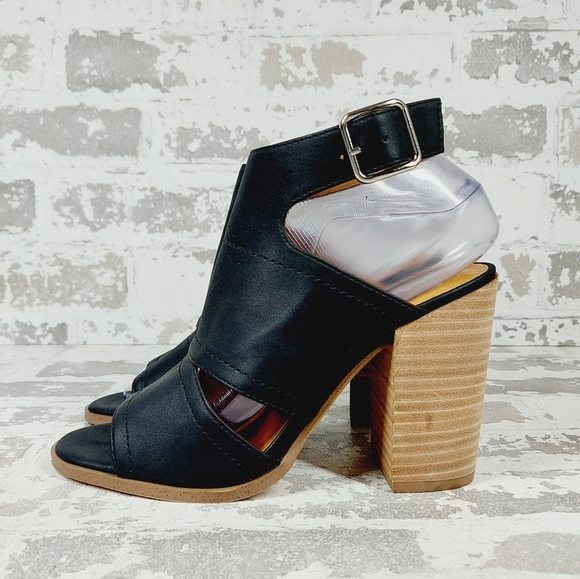 NEW DV Dolce Vita Brista Black Leather Block Heel Sandals A881 - Picture 1 of 11